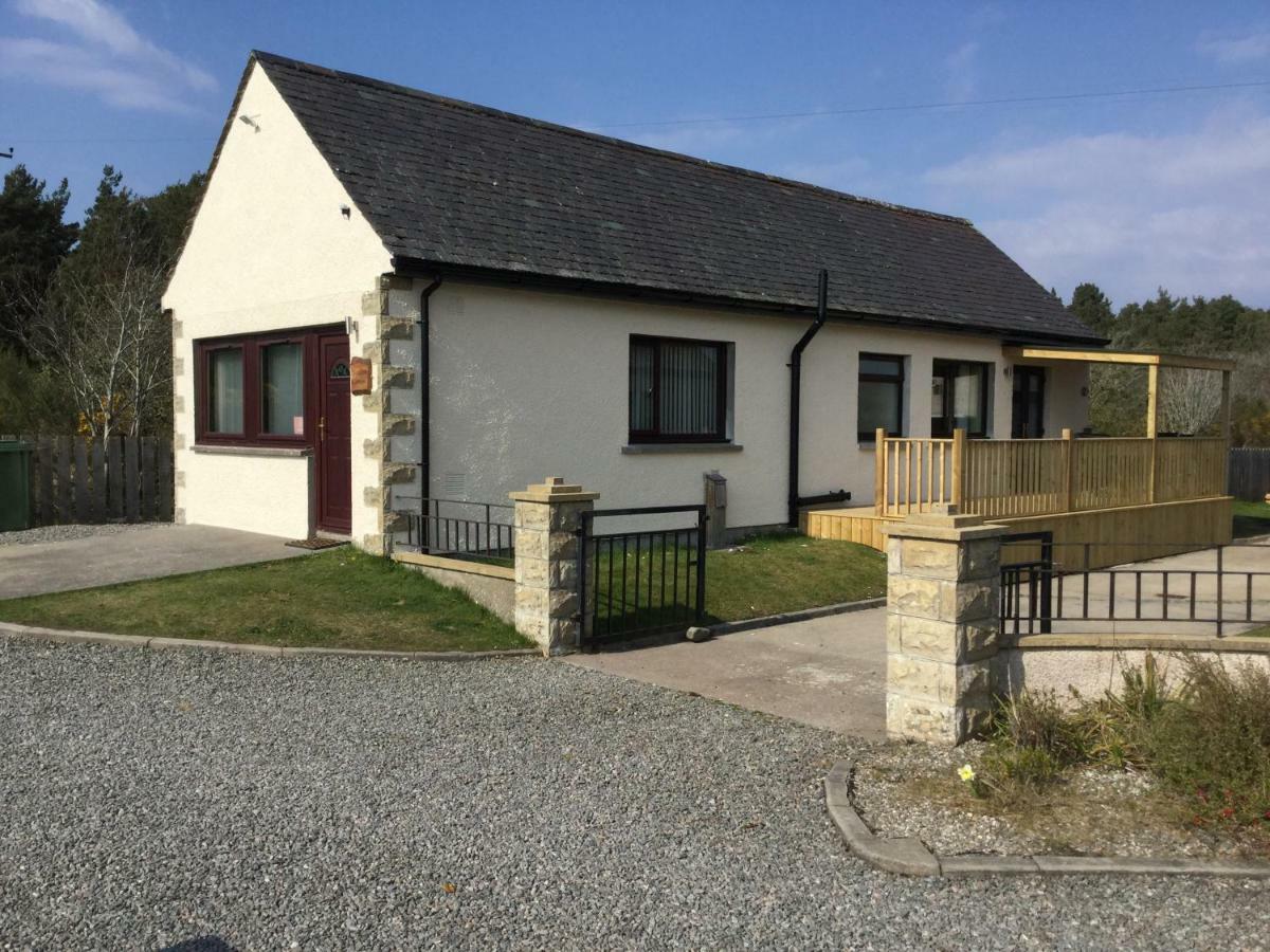 Lesanne Cottage Inverness Extérieur photo